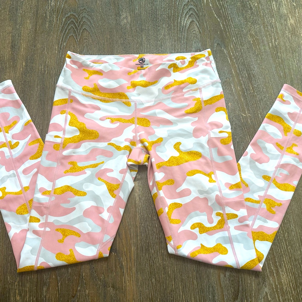 Feed Me Fight Me: FMFM pink camo leggings. Size Medium